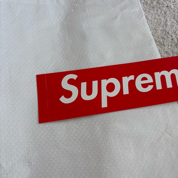 Supreme White Tote Bag and Box Logo Sticker - Picture 5 of 13